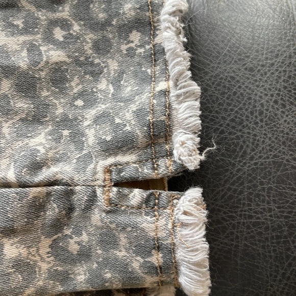 Charlie B print Jeans - Picture 2 of 4